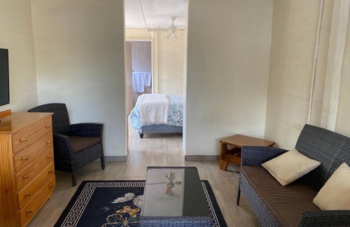 Harare East Apartment | 50 m² Apartment ∙ 1 bedroom ∙ 2 guests