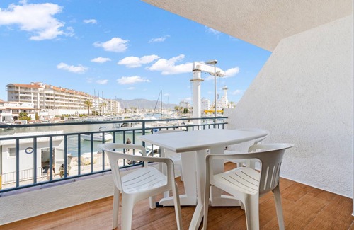 Empuriabrava Apartment | 50 m² Apartment ∙ 1 bedroom ∙ 4 guests