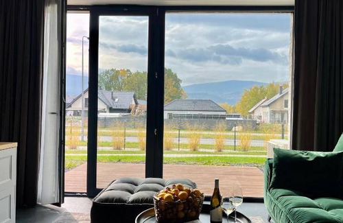 Cieplice Apartment | 50 m² Apartment ∙ 1 bedroom ∙ 3 guests