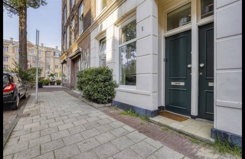 Oude Pijp Apartment | 50 m² Apartment ∙ 1 bedroom ∙ 1 guest