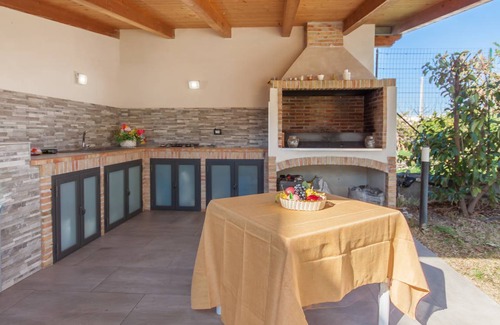 Agnone Bagni Apartment | 50 m² Apartment ∙ 1 bedroom ∙ 4 guests