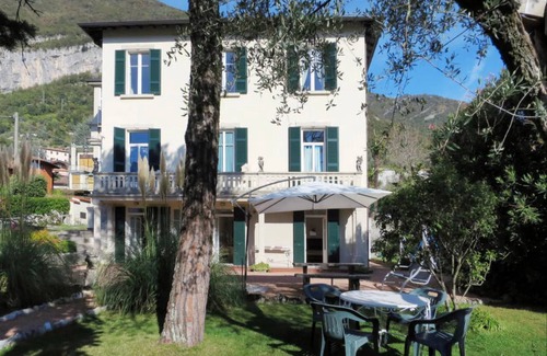 Azzano Apartment | 50 m² Apartment ∙ 1 bedroom ∙ 4 guests