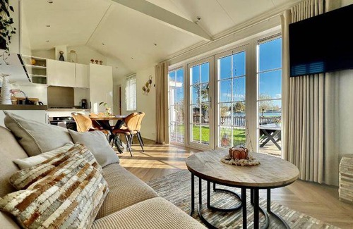 Vinkeveen Apartment | 50 m² Apartment ∙ 2 bedrooms ∙ 6 guests