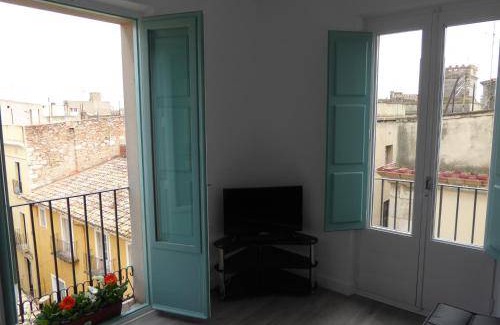 Figueres Apartment | 50 m² Apartment ∙ 4 guests