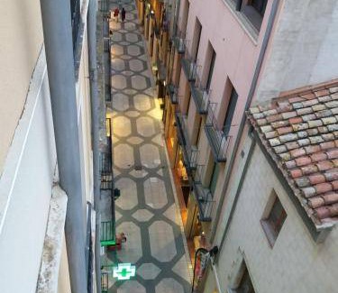 Figueres Apartment | 50 m² Apartment ∙ 4 guests