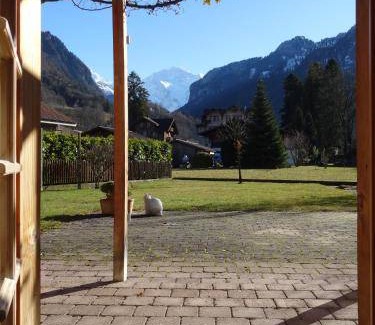 Wilderswil Apartment | 50 m² Apartment ∙ 1 bedroom ∙ 4 guests