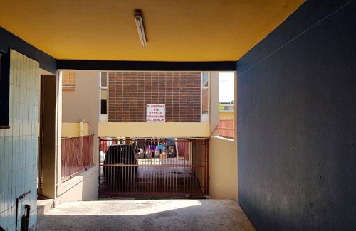 Krugersdorp Apartment | 50 m² Apartment ∙ 1 bedroom ∙ 3 guests