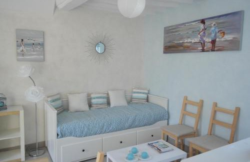 Luc-sur-Mer Apartment | 50 m2 de charme au coeur des plaisirs de la côte