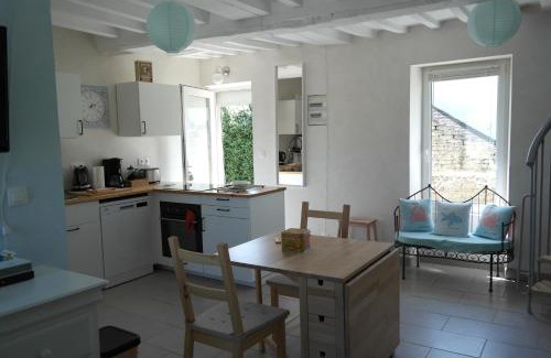 Luc-sur-Mer Apartment | 50 m2 de charme au coeur des plaisirs de la côte