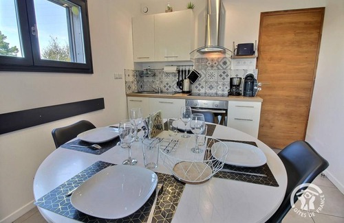 Plouezec House | 50 m² Gîte ∙ 2 bedrooms ∙ 4 guests