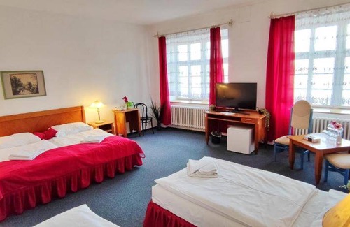 Roundnice nad Labem Hotel | 50 m² Hotel ∙ 6 guests