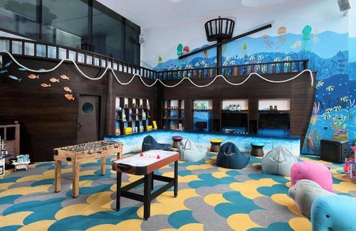 Semarang Hotel | 50 m² Hotel ∙ 127 guests