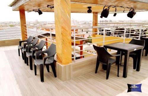 Littoral Department Hotel | 50 m² Hotel ∙ 2 bedrooms ∙ 4 guests