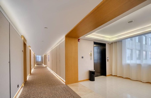 Linqing Hotel | 50 m² Hotel ∙ 3 bedrooms ∙ 3 guests