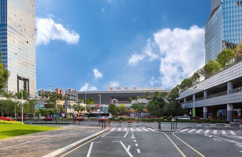 Longhua District Hotel | 50 m² Hotel ∙ 3 guests