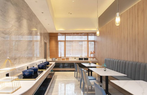 Yuehu District Hotel | 50 m² Hotel ∙ 4 guests