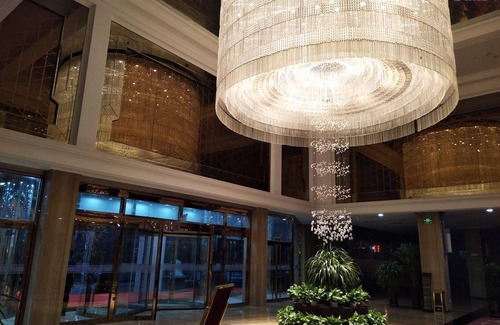 Haigang Hotel | 50 m² Hotel ∙ 6 bedrooms ∙ 8 guests