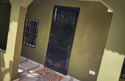 Brusubi House | 50 m² House ∙ 1 bedroom ∙ 2 guests