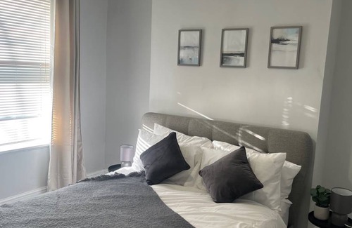 Dartford House | 50 m² House ∙ 2 bedrooms ∙ 3 guests