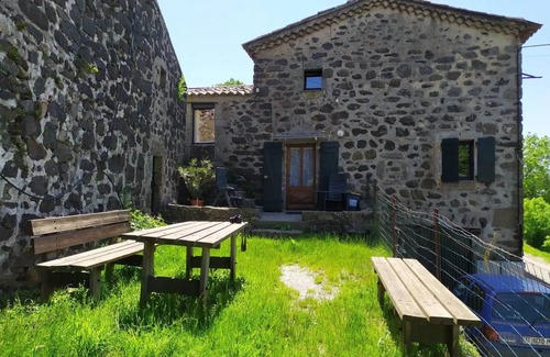 Ajoux House | 50 m² House ∙ 2 bedrooms ∙ 4 guests
