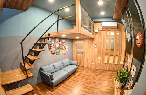 West Central District House | 50 m² House ∙ 3 bedrooms ∙ 14 guests
