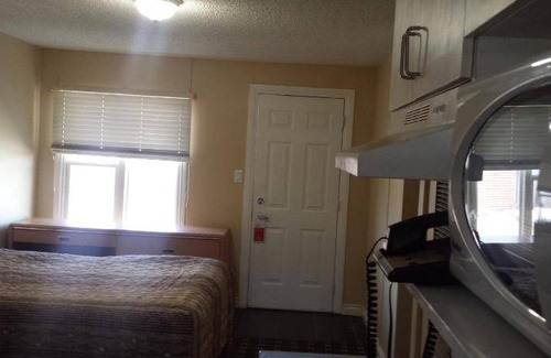 Medicine Hat Hotel | 50 m² Motel ∙ 2 bedrooms ∙ 5 guests