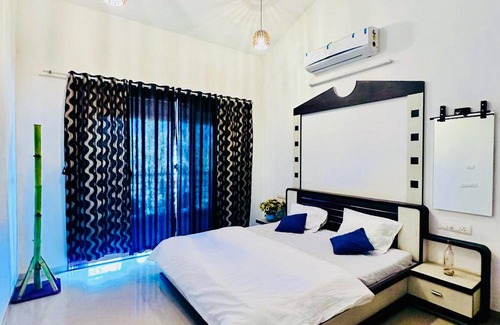 Vada Villa | 50 m² Villa ∙ 3 bedrooms ∙ 18 guests