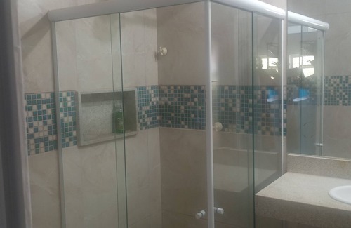 Marica House | 50 METERS FROM THE BEACH beautiful place with a view of the blue sea of Maricá