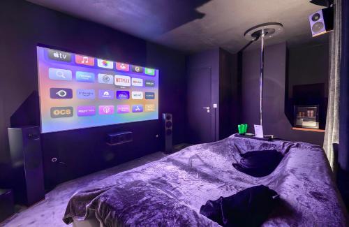 Moirans Villa | 50 Nuances d'Amour - Jacuzzi/Massage/Cinéma