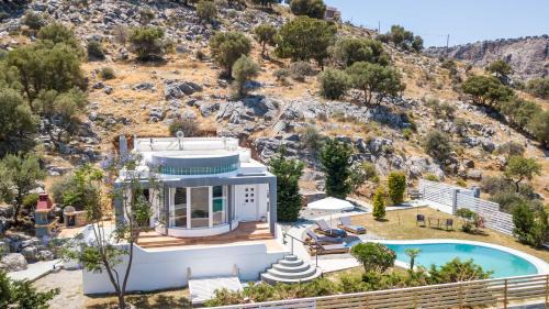 Vlicha Villa | 50 Shades of Blue