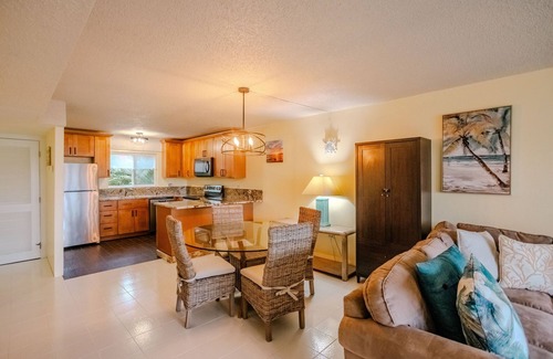 Nazareth Condo | 50 Shades of Blue .