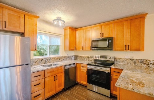Nazareth Condo | 50 Shades of Blue .