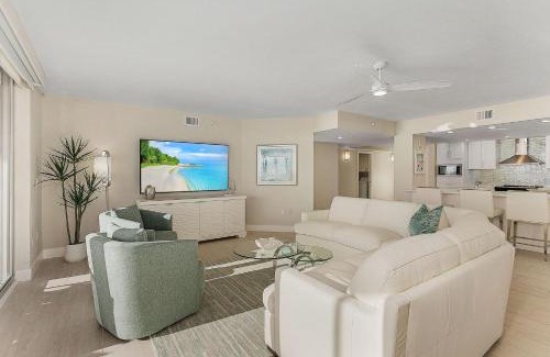 South Island Apartment | 50 Shades of White - Gullwing #805 - 6620 Estero Blvd condo