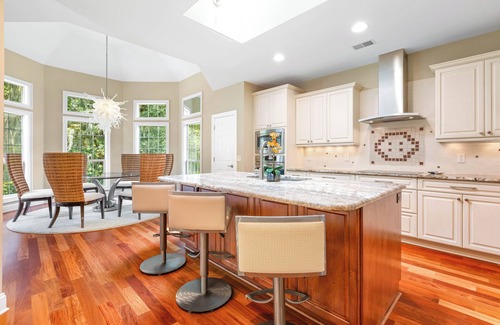 Sea Pines House | 50 Shell Ring: A BESTNEST by Beverly Serral