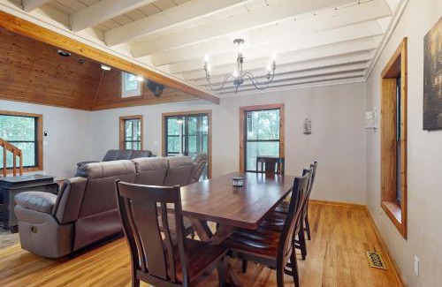 Jasper House | 50 South View Trail