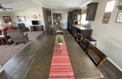 Page House | 50% to Book the Gecko Home - Clean 3BR - Sleeps 6- By TNT.