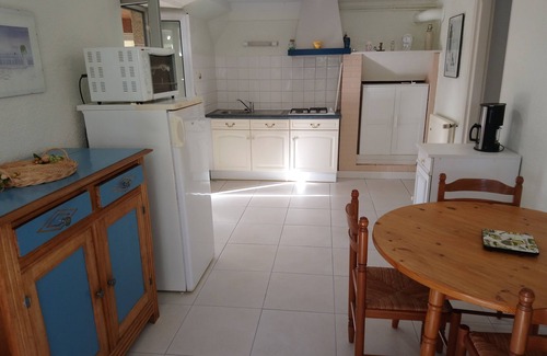 Saint-Quay-Portrieux Villa | 500 m from the sea apartment 75 m2 first floor in villa with large garden