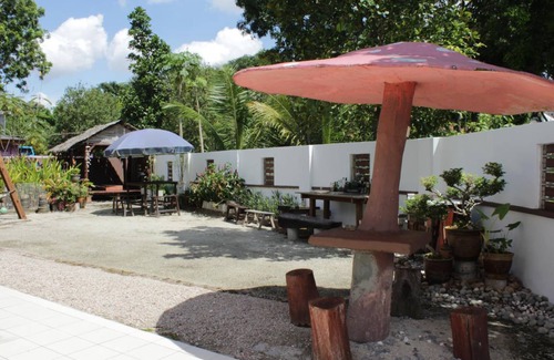 Taman Desa Tebrau Bed & Breakfast | 500 m² Bed and breakfast ∙ 4 guests