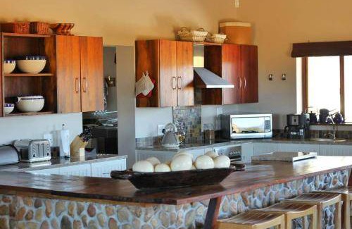 De Rust Ski Chalet | 500 m² Chalet ∙ 5 bedrooms ∙ 10 guests