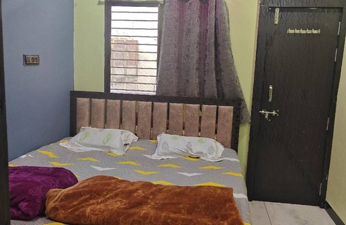 Krishna District House | 500 m² House ∙ 4 bedrooms ∙ 15 guests