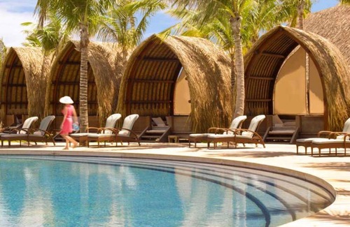 Bora Bora Resort | 500 m² Resort ∙ 2 bedrooms ∙ 127 guests