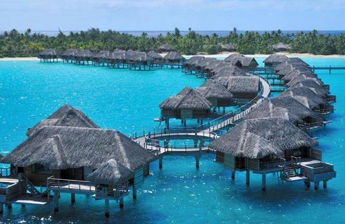 Bora Bora Resort | 500 m² Resort ∙ 2 bedrooms ∙ 127 guests