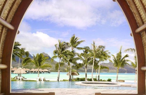 Bora Bora Resort | 500 m² Resort ∙ 2 bedrooms ∙ 127 guests