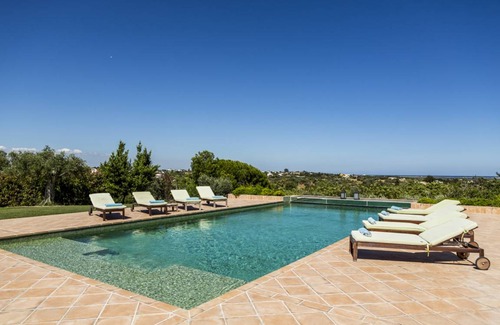 Quatrim do Sul Villa | 500 m² Villa ∙ 6 bedrooms ∙ 12 guests