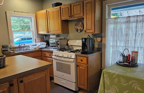 Alden House | 500' to Torch Lake & the Park; Walk to quaint Alden; Lower Spring and Fall Rates