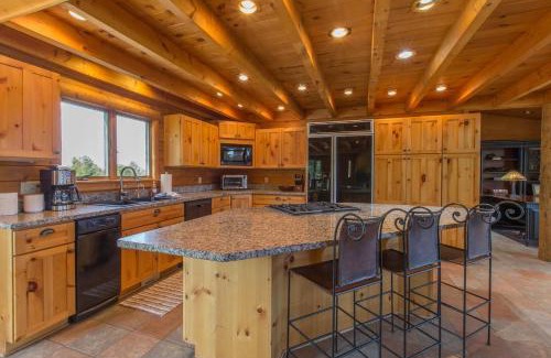 Ridgway House | 5000 Ponderosa Drive