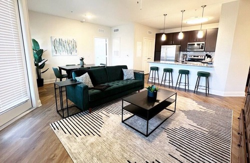 Daytona Beach Apartment | 500East-EmeraldGreen