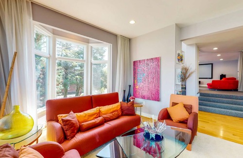 Unionville House | 502 m² House ∙ 4 bedrooms ∙ 8 guests