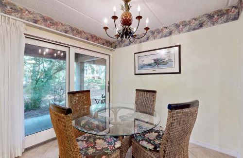 Amelia City Apartment | 503 Sailmaker