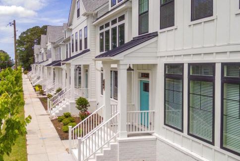 Northeast Virginia Beach House | 507 The Virginia Beach Shore House